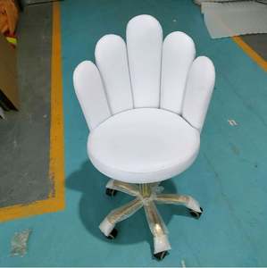 Tabouret de barbier à cinq doigts au design créatif pour salon de beauté Chaise de maître moderne à rotation blanche avec roues pour salon de coiffure - Product Image 5