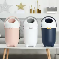 Petite poubelle poubelle en plastique résistante aux odeurs pour chambre à coucher
