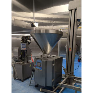 Machine de remplissage sous vide à aubes KEMES 6000 kg/h - Acier inoxydable 304, triphasée 380V, quatre tubes, compatible naturel/collagène - Product Image 3