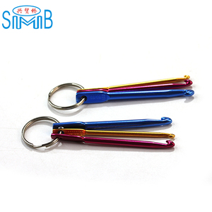 Proveedor de Agujas de Tejer SMB de Shanghái, 3 Tamaños en 1 Juego, Ganchillo de Aluminio Multicolor para Manualidades con Llavero - Product Image 2
