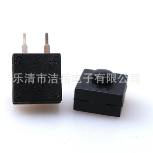 Interruptor autoblocante negro de 12x12, 3A, 6-35VDC, SPST, a prueba de polvo, IP40, para linterna - Product Image 3