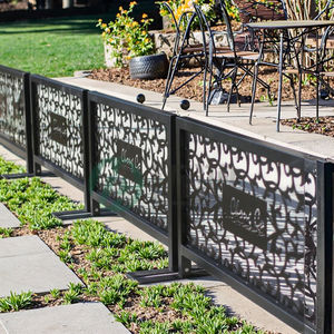 Commerciële Outdoor Draagbare Laser Gesneden Metalen Scherm Tuin & Restaurant Stoep Hekwerk Trellis & Poorten - Product Image 2