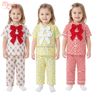 Pijamas de Fresa Personalizables con Logotipo e Impresión, Ropa para Niñas con Lazo, Serie Linda, Conjunto de Pijamas para Hermanas - Product Image 1