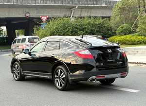 Honda Crosstour 3.0 AWD Zungui Navi Auto 2016, SUV japonais d'occasion, V6 AWD Luxe & Navigation - Product Image 5