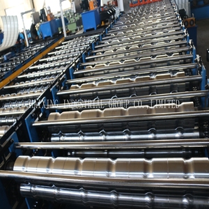 Hoja de techo de teja galvanizada que hace la máquina formadora de rollos de <span class=keywords><strong>pizarra</strong></span> de techo de tres capas - Product Image 5