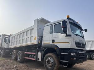 <span class=keywords><strong>Camion</strong></span> benne minier HOWO TX 6x4, pneus 315/80R22.5 (motif <span class=keywords><strong>de</strong></span> bande <span class=keywords><strong>de</strong></span> roulement mixte/18PR), conduite à gauche, norme Euro 2. - Product Image 2