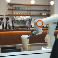 Bras de robot barista industriel à haute efficacité |   Portée de 922 mm, charge de 5 kg |   Automate programmable (PLC) et moteur |   Fonctionnement simple