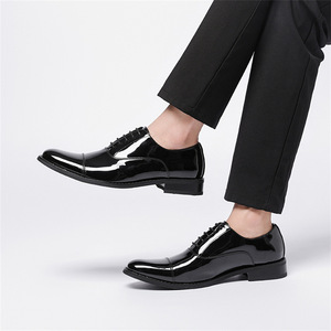 Chaussures Oxford en cuir pour hommes, style italien haut de gamme, faites à la main, à lacets, bout pointu, respirantes, pour mariage, vente en gros - Product Image 3