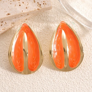 Pendientes Geométricos con Forma de Gota de Agua, Estilo Europeo y Americano, de Jingciren Boutique, Elegantes y Sencillos, con Caja de Regalo - Product Image 6