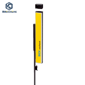 ม่านแสงนิรภัยขนาดกะทัดรัดรุ่น C4MT-01814ABB03BB0 พร้อมระบบซิงโครไนซ์แบบออปติคอลเพื่อการติดตั้งง่าย - Product Image 1