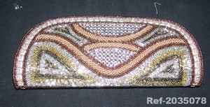 Pochette en satin Lowellcraft pour femmes, provenant de Delhi - Product Image 4