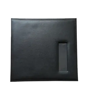 定制黑色皮革封面 12x12 滑在垫皮和棒相册
