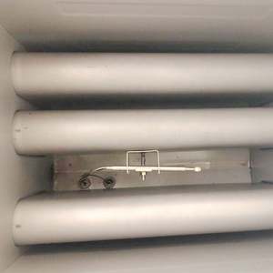 Freidora Industrial de Acero Inoxidable Kingbetter CP-F747 de Dos Tanques, Tipo Gas, con Gabinete, Certificación CE - Product Image 3