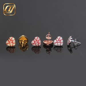 Boucles d'oreilles clous en moissanite Cœur Brisé, en argent S925, émail rouge craquelé, entièrement pavées de diamants VVS, style Hip Hop - Product Image 6