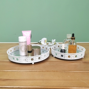 Plateau de service et de rangement pour bijoux en métal blanc de luxe, personnalisé, écologique et réutilisable, pour la décoration intérieure et l'utilisation sur le bureau de salon - Product Image 3