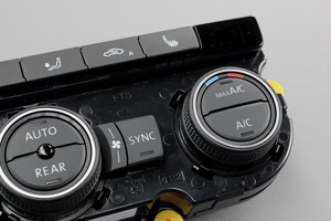 Perilla del Panel de Control del Aire Acondicionado para VW <span class=keywords><strong>Caravelle</strong></span> California <span class=keywords><strong>T6</strong></span> Camper, Módulo de Operación del Clima OE 7E0907040R ZJU - Product Image 3