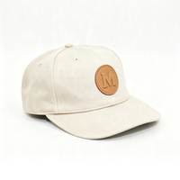 Gorra de Béisbol Personalizada con Parche de Cuero Bordado con la Letra M, Estilo Deportivo Beige, Visera Plana de Algodón, Gorra Vintage al por Mayor, 25MOQ