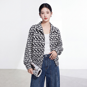 Chaqueta de punto con estampado geométrico en blanco y negro para mujer Miyake Pleats, con solapa, manga larga, cierre de un solo botón, estilo holgado, para verano. - Product Image 1