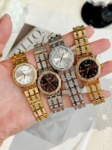 Scottie 9799 <span class=keywords><strong>montre</strong></span> analogique à quartz de luxe pour femme cadran à chiffres romains classique <span class=keywords><strong>bracelet</strong></span> en acier inoxydable rétro orné de diamants - Product Image 6