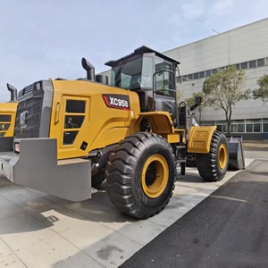 Chargeuse sur pneus polyvalente XC958 III avec accessoires personnalisables pour la manutention de matériaux en vrac sur les cours d'industrie - Product Image 3