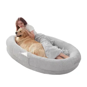 Lit pour chien de forme humaine Lit de sieste lavable en fausse fourrure Lit pour chien de forme humaine ovale amovible en mousse à mémoire de forme humaine