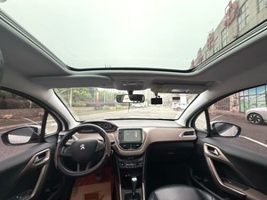 Auto Usata, <span class=keywords><strong>Peugeot</strong></span> <span class=keywords><strong>2008</strong></span> del <span class=keywords><strong>2019</strong></span>, Marca Francese, SUV 1.2T - Product Image 3