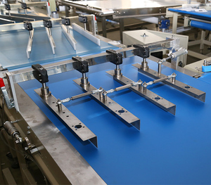 Máquina automática de embalaje de tostadas, máquina de embalaje de patatas fritas, flujo de envoltura, embalaje superior de galletas y chocolate - Product Image 3