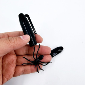 Bolígrafo de Araña de Broma, Juguete de Broma, Bolígrafo Aterrador, Accesorios de Magia Kingmagic al por Mayor, Ambiente de Fiesta Infantil - Product Image 2