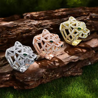 Hiphop Style Micro Diamant Plaqué Rhodium 925 Sterling Silver Fine Men Ring New Exaggerated Leopard Head Design pour les mariages