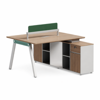 Poste de travail moderne en plan ouvert, bureau-banc à pieds en A, dos à dos, plateau en mélaminé chêne, écran en tissu, OEM
