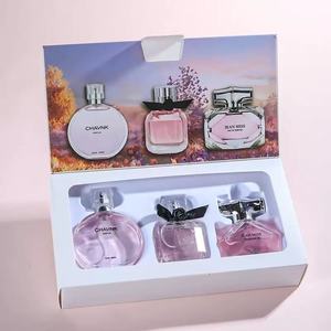 <span class=keywords><strong>Set</strong></span> Regalo <span class=keywords><strong>di</strong></span> <span class=keywords><strong>Profumi</strong></span> Eau De Parfum a Lunga Durata per Donne, Fragranza Fruttata Affascinante, <span class=keywords><strong>Set</strong></span> Spray <span class=keywords><strong>di</strong></span> <span class=keywords><strong>Profumi</strong></span> per Donne - Product Image 6