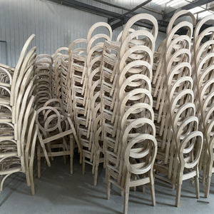 Chaise de salle à manger en chêne de style Louis XVI intemporel, design durable et empilable, siège rembourré, pour extérieur, salon, appartement - Product Image 4