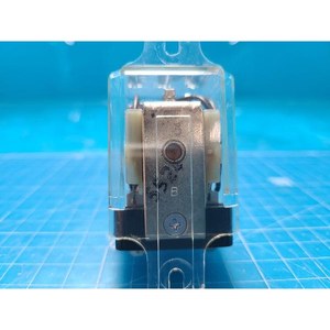Relais à usage général TE Connectivity KUP-14A55-24, utilisé comme pièce détachée pour équipement semi-conducteur de génération précédente - Product Image 6