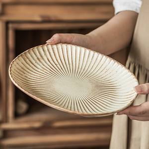 カスタム卸売オーバルプレート レトロスタイルセラミックプレート エンボス加工ディナープレート 家庭用大型皿 魚皿 - Product Image 4