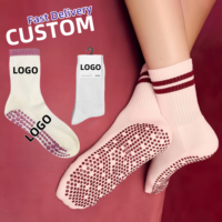 Chaussettes de sport antidérapantes en coton et silicone personnalisées pour femmes, couleur blanche, POPSOX Medias