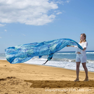 Manta de Playa para Exteriores Woqi 107x77, Impermeable, Resistente a la Arena, Rectangular, con Bolsillo Oculto con Cremallera - Product Image 3