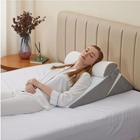 Oreiller de lit en mousse à mémoire de forme en gel triangulaire de 10 pouces en vrac personnalisé de gros soutien haute densité pour soulager les douleurs lombaires