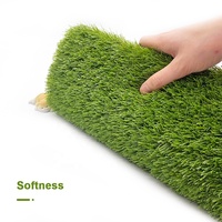 Karpet Rumput Buatan Warna Zaitun Kustom Pabrik Hanwei, Kepadatan 15-60mm, Rumput Sintetis PP Berkualitas Tinggi untuk Olahraga Sepak Bola