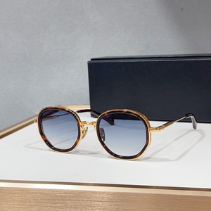 Gafas <span class=keywords><strong>de</strong></span> Sol <span class=keywords><strong>de</strong></span> Diseño con <span class=keywords><strong>Marco</strong></span> Ovalado <span class=keywords><strong>de</strong></span> Titanio para Hombre y Mujer, Clásicas, Retro, con Protección UV400, Cómodas y <span class=keywords><strong>de</strong></span> Alta Calidad - Product Image 3