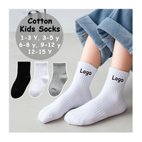 Chaussettes pour bébés avec logo personnalisé de haute qualité Chaussettes pour bébés à faible quantité minimale de commande Chaussettes blanches en coton noir Chaussettes pour enfants avec logo personnalisé pour étudiants adolescents