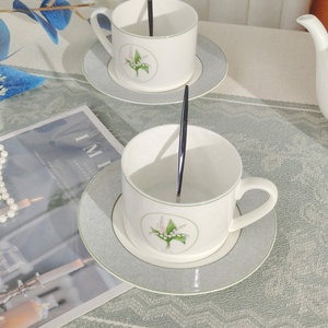 Service à thé européen de luxe en céramique, motif muguet minimaliste, très prisé - Product Image 3