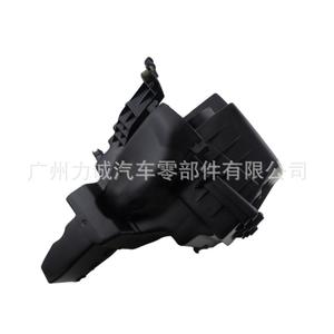 Filtro de Aire para Ford Focus 07, Ensamblaje 5M519600AF, Venta al Por Mayor para Comercio Electrónico Transfronterizo y Comercio Exterior - Product Image 2