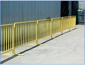 1,1 m de altura 2,2 m de ancho Control de multitudes Barreras amarillas Pies planos personalizables Valla de seguridad temporal en carretera - Product Image 4