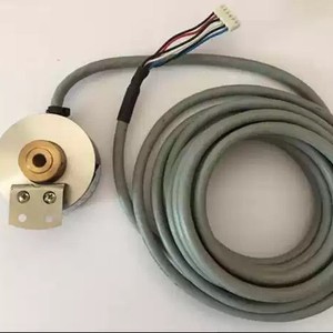 Encodeur Changchun Yuheng ZKT-18B-5B-G12C, pièces métalliques pour ascenseurs industriels, signal de sortie simulé - Product Image 1