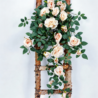 Guirlande de fleurs artificielles en soie violette rose rêveuse, style échelle de bouleau, à suspendre pour décoration de tonnelle, balançoire, vitrine ou mur.