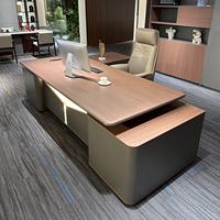Chaise de bureau de direction haut de gamme Hera, bureau de direction en acier inoxydable de luxe pour président, président du conseil d'administration, directeur général
