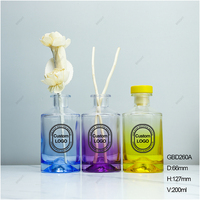 Diffuseur de roseaux en verre avec grandes couleurs dégradées diffuseur de luxe marque privée moderne personnalisé nouvelle mode vente en gros