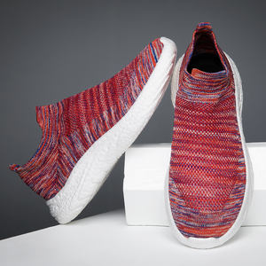 Chaussures de course <span class=keywords><strong>TN</strong></span> en gros pour hommes, baskets de sport décontractées avec chaussettes tissées à haute élasticité, grande taille, collection été - Product Image 4