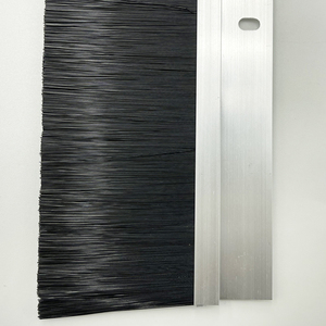 2510176 Industriële Kwaliteit Aluminium Vlamvertragende Borstel Draaideur Bodem Afdichting <span class=keywords><strong>Strip</strong></span> Metalen Borstel - Product Image 1