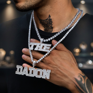 Collier personnalisé pour homme avec plaque nominative en lettres baguette, en alliage de diamant, chaîne cubaine, gravure gratuite, dos massif, Ice Box Jewells - Product Image 2